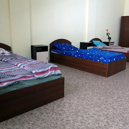 Hostel Raduga Kiev Exterior foto
